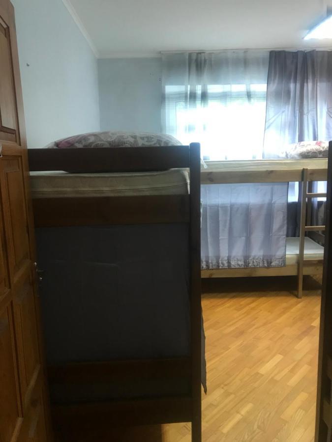 Ararat-Shulyavskaya Hostel Kiev Exterior foto